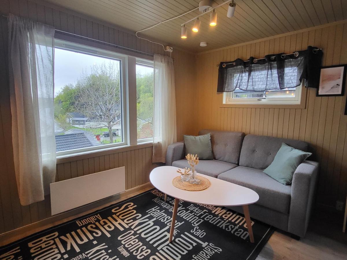 Koselig Studioleilighet I Svolvaer - Lofoten Ved Svolvaergeita, Djevelporten Екстер'єр фото